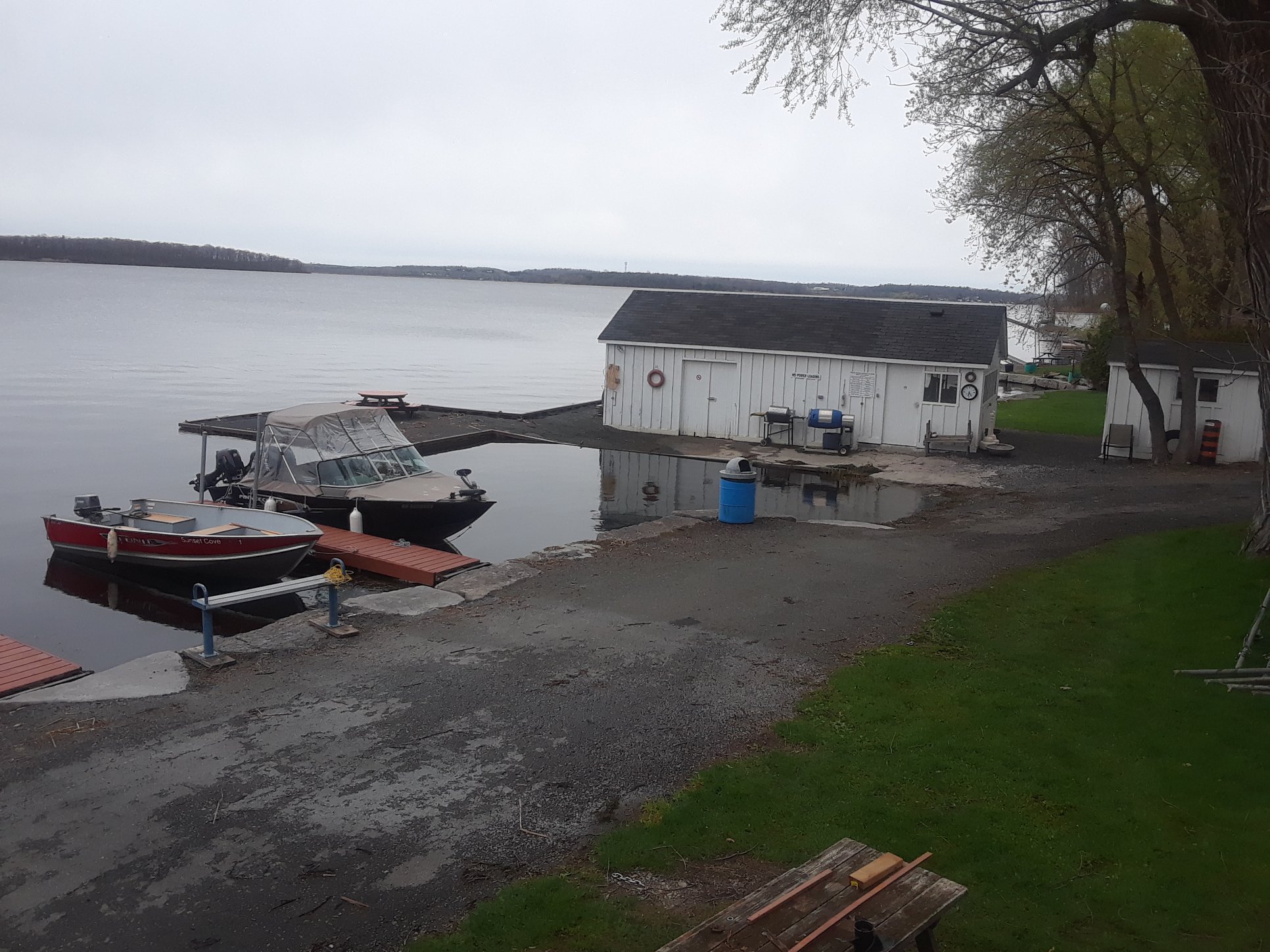 Lakeside Area